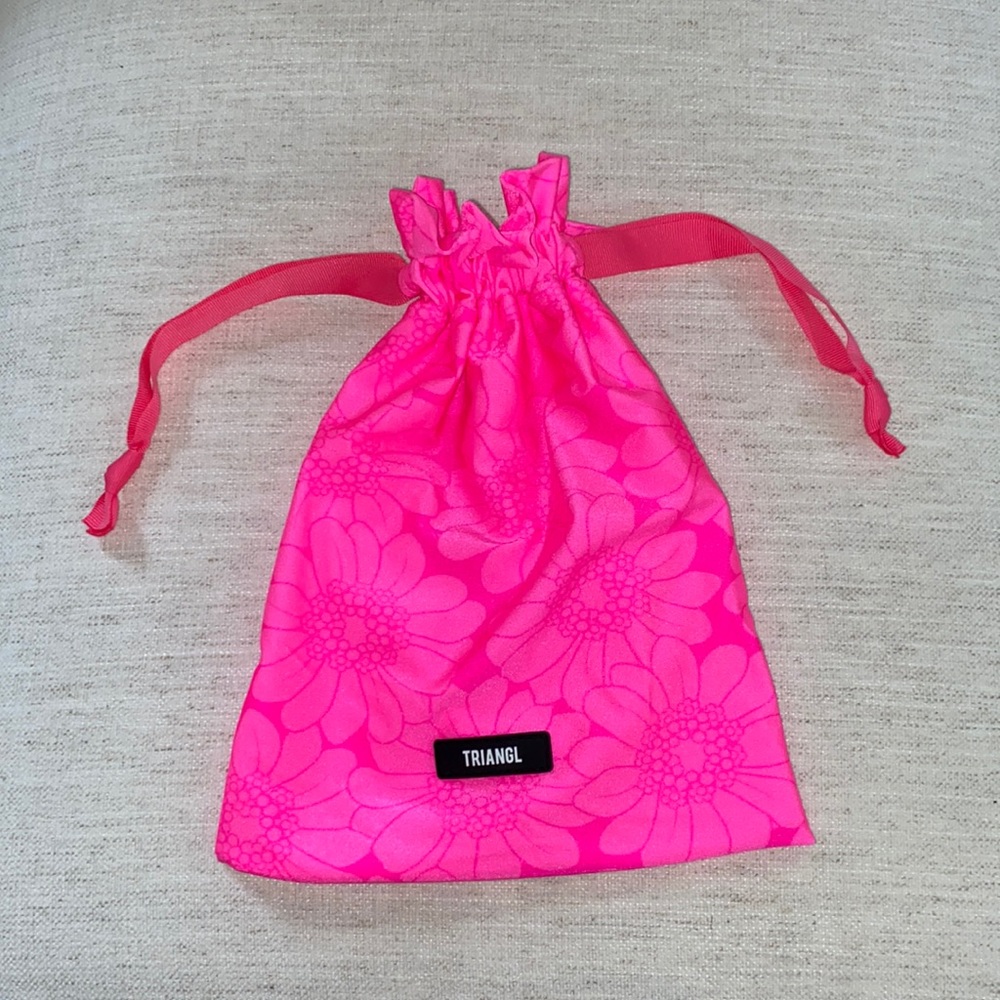 HOT PINK FLORAL TRIANGL BIKINI BAG